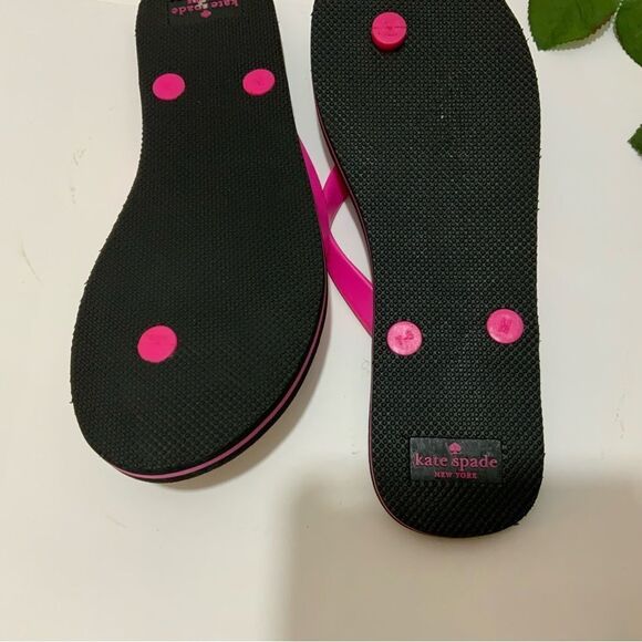 Kate Spade Black and White Polka Dot Flipflop Sandals size 7-8 - Picture 6 of 8